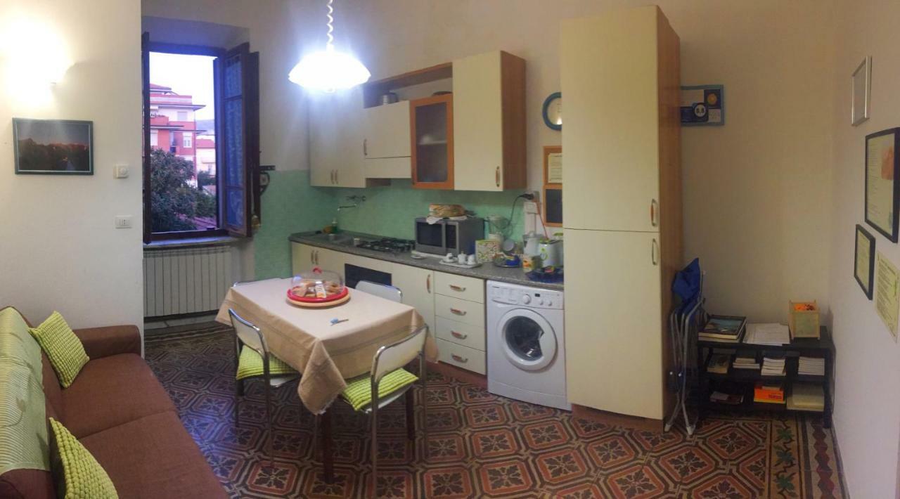 Eco B&B I Due Oleandri Марина-ді-Каррара Екстер'єр фото